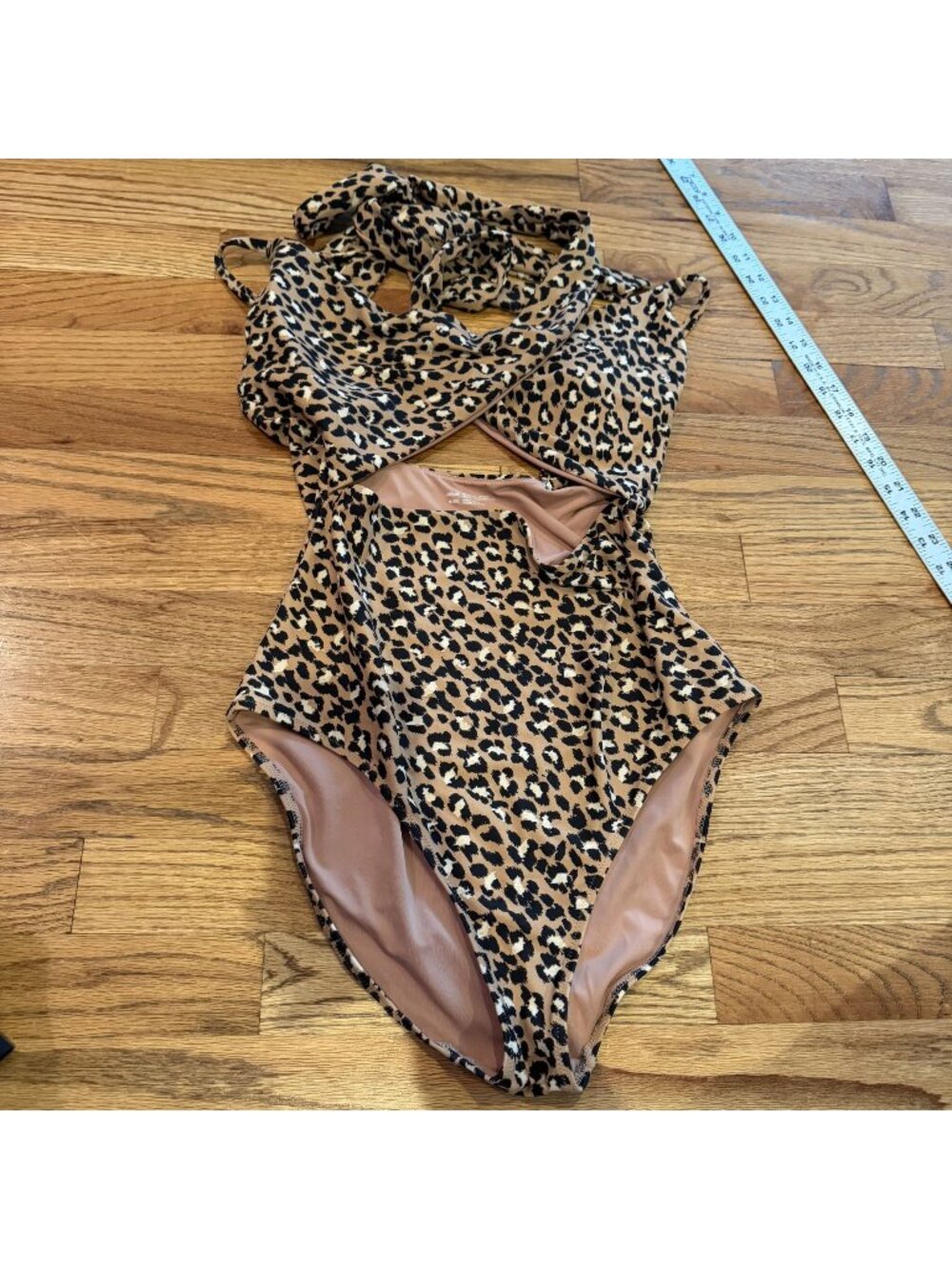 AERIE WOMENS MEDIUM LONG CHEETAH ONE PIECE FULL COVERAGE SWIM SUIT